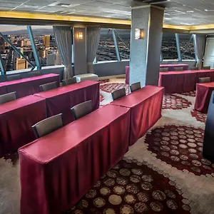 The Strat Hotel, Casino & Tower *** Λας Βέγκας